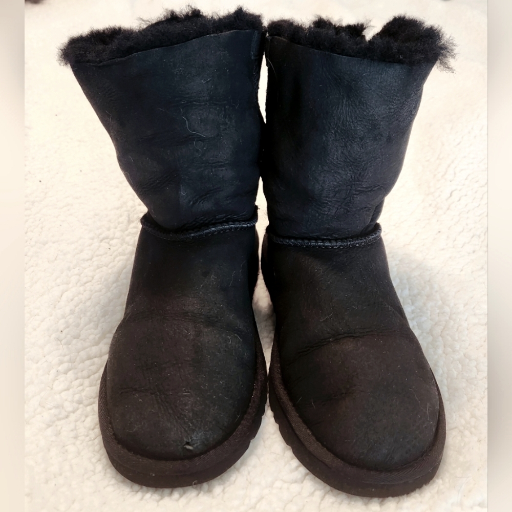 UGG Boots Women's Bailey Bow II Black Size 6